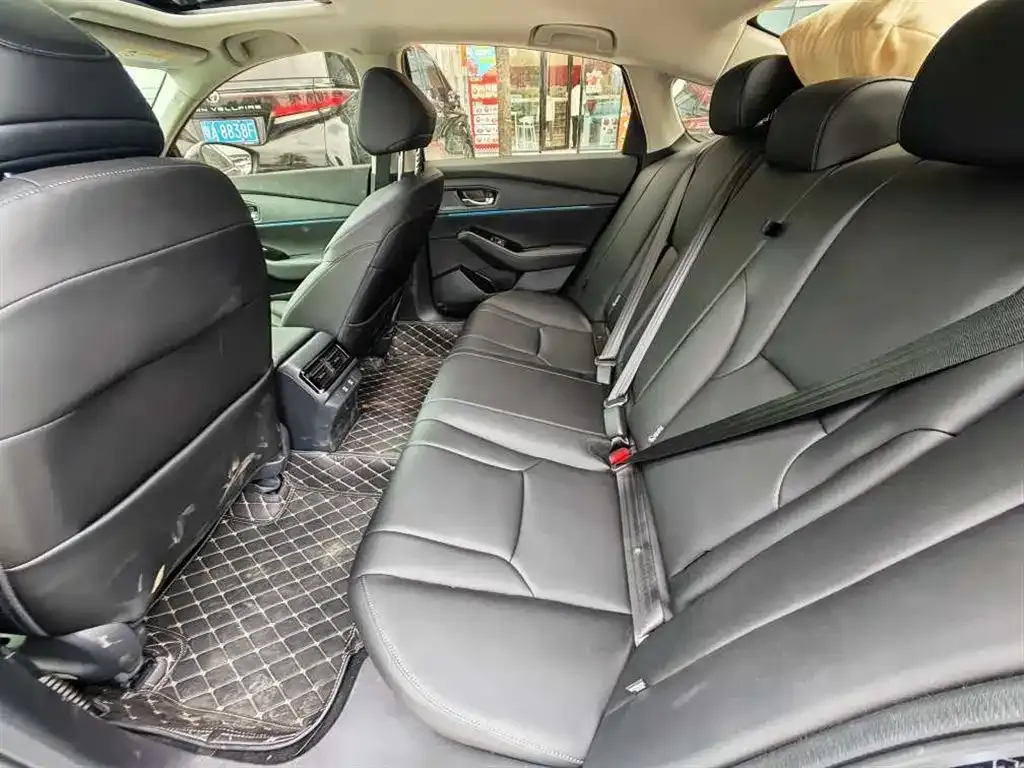 Honda Accord — фото 2
