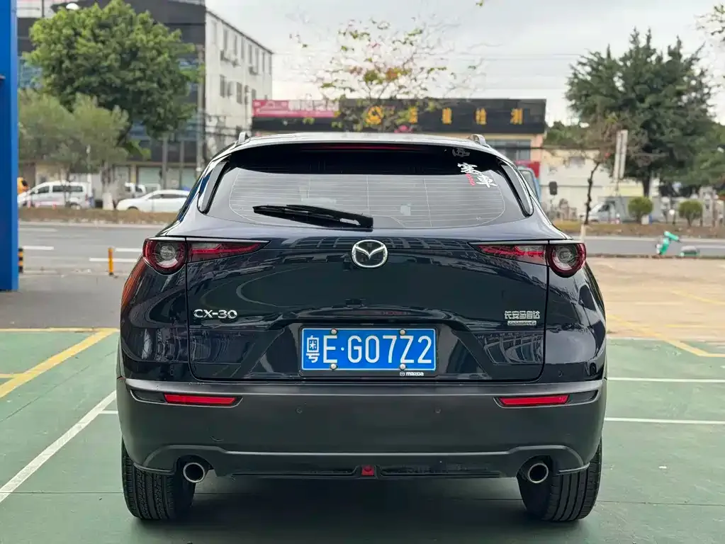 Mazda CX-30 2023 из CN, фото 5