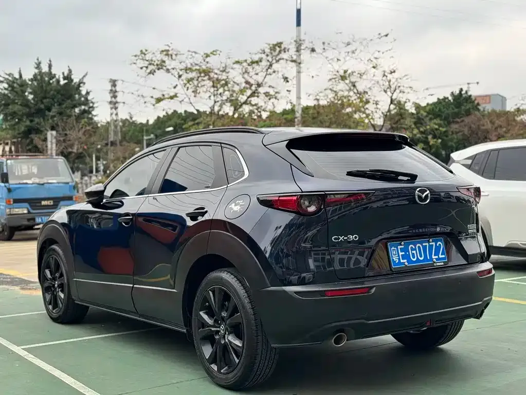 Mazda CX-30 2023 из CN, фото 3
