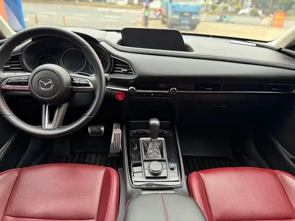 Mazda CX-30 2023 из CN, фото 6