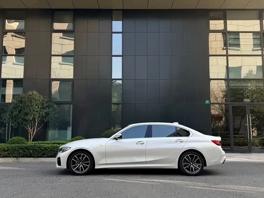 BMW 3 Series — фото 4