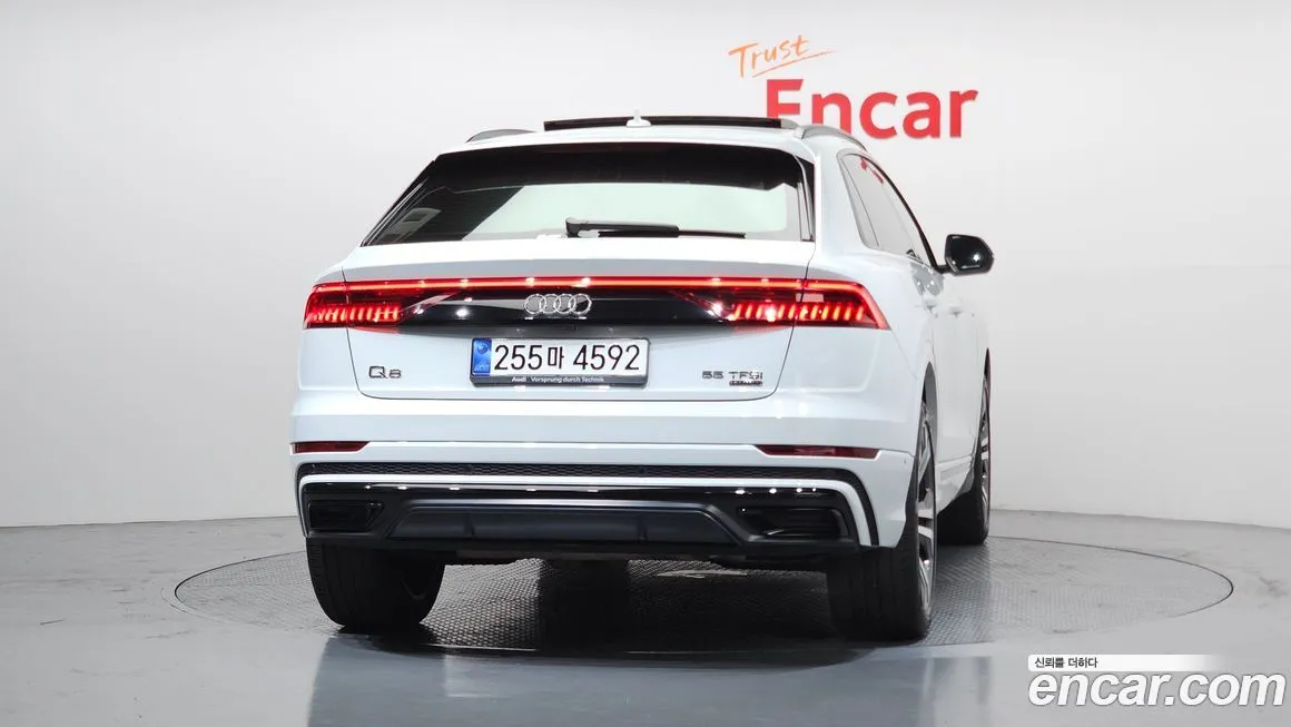 Audi Q8 2023 из KR, фото 7