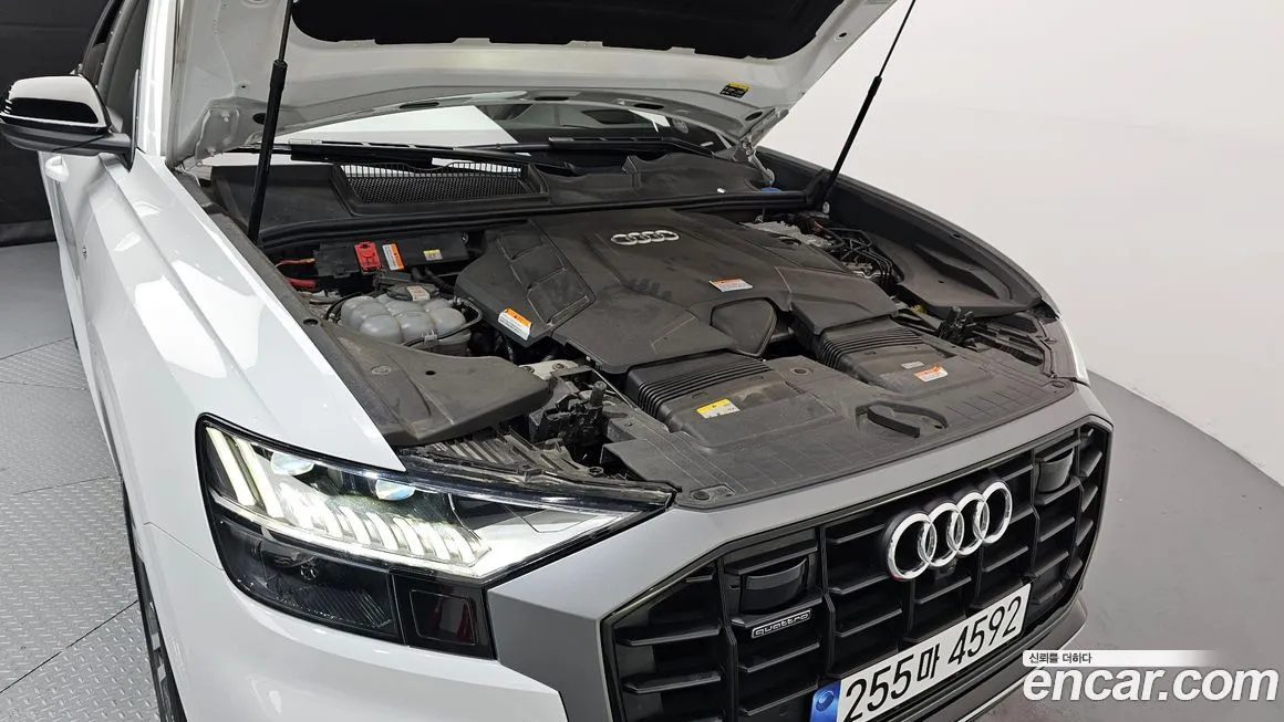 Audi Q8 2023 из KR, фото 5