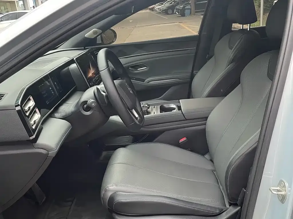 BYD Qin L 2025 из CN, фото 6