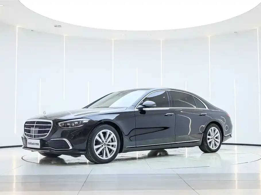 Mercedes-Benz S-Class — фото 1