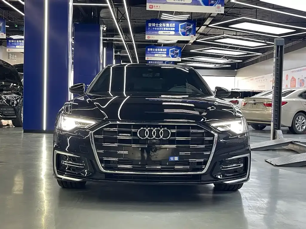 Audi A6L 2024 из CN, фото 6