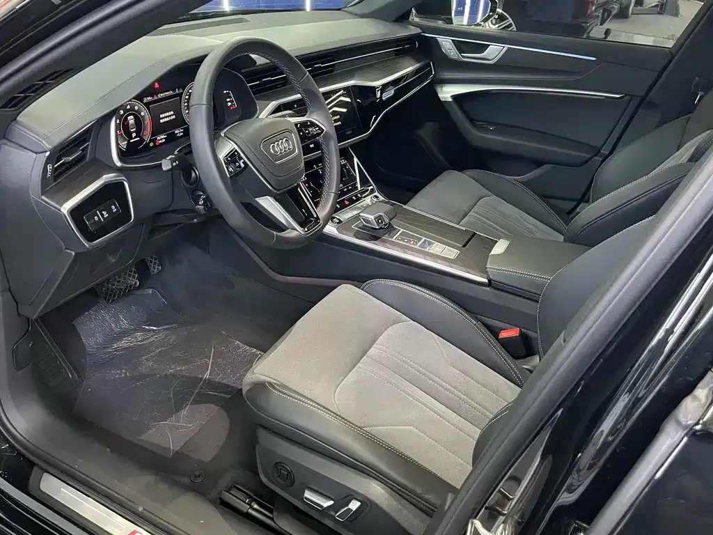 Audi A6L 2024 из CN, фото 7