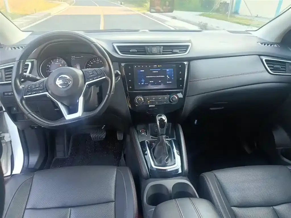 Nissan Qashqai — фото 5