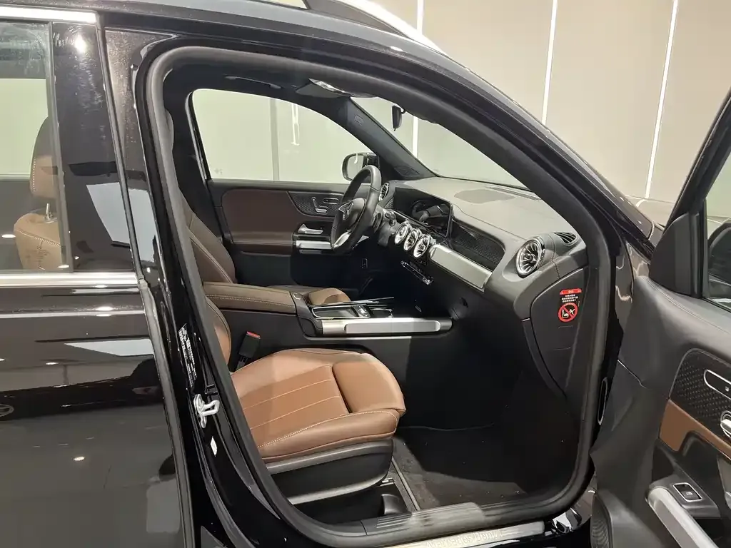 Mercedes-Benz GLB 2025 из CN, фото 6