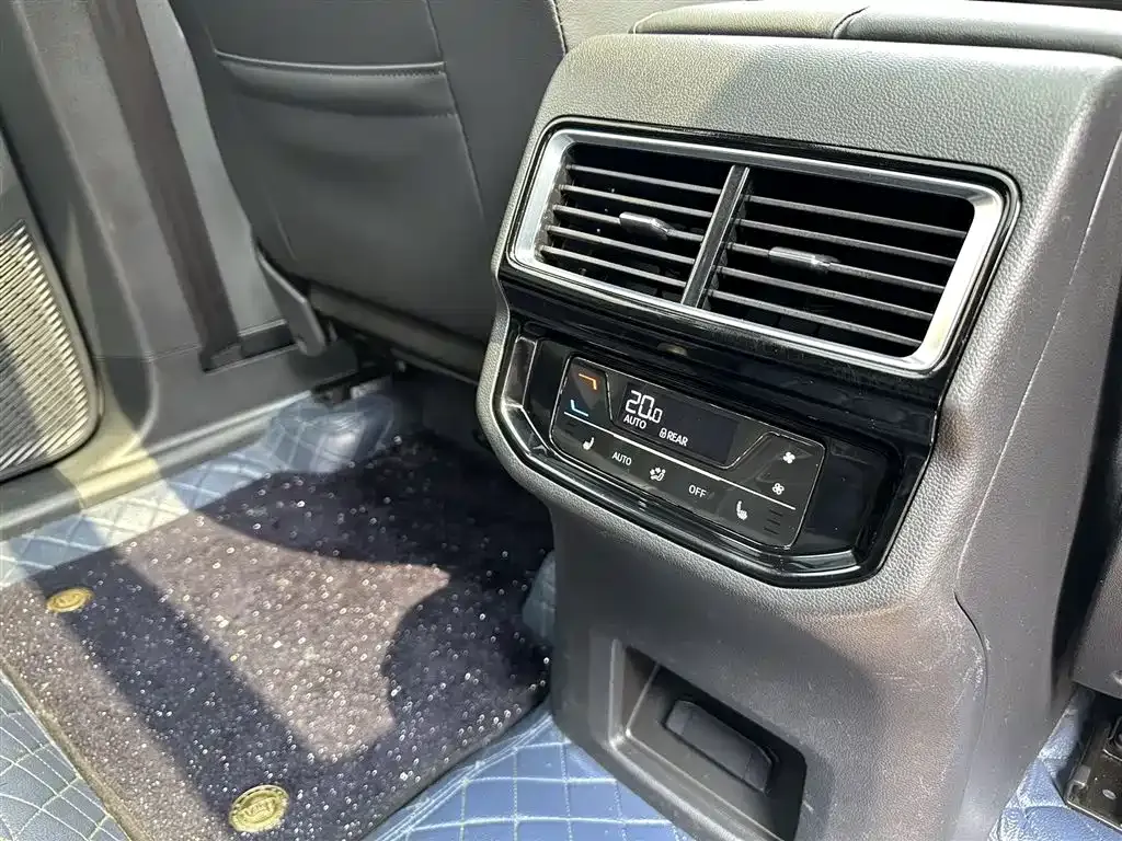Volkswagen Teramont X 2021 из CN, фото 7