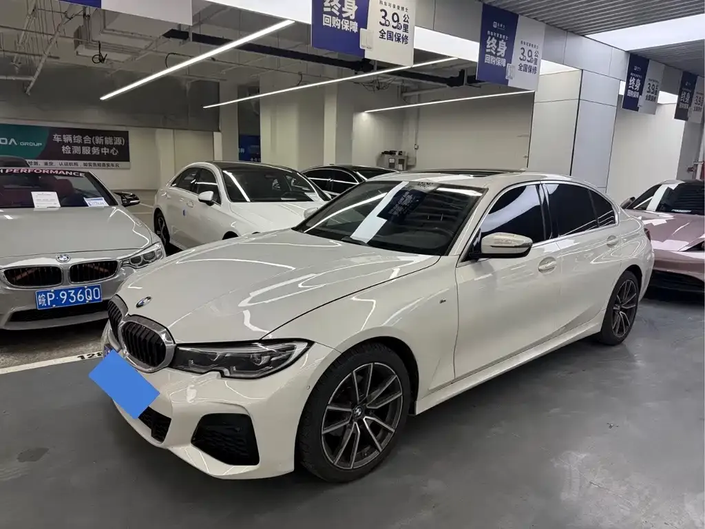 BMW 3 Series 2021 из CN, фото 1