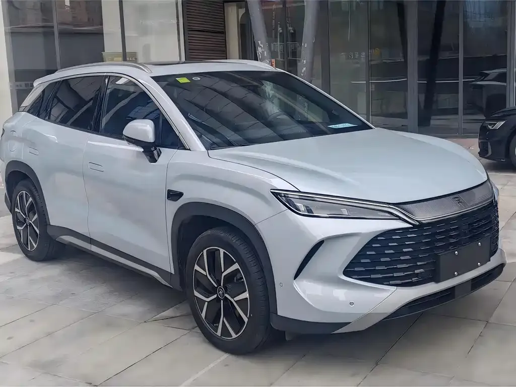 BYD L DM-i — фото 2