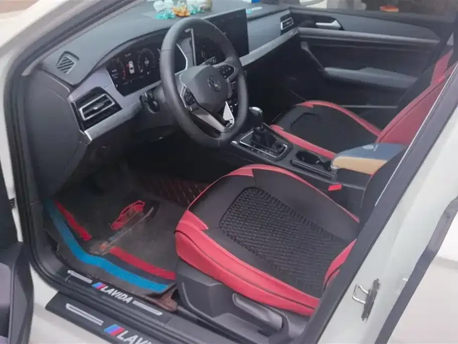 Volkswagen Lavida 2023 из CN, фото 2