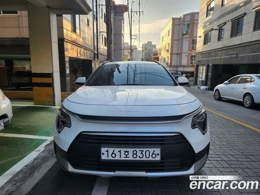 Kia Niro — фото 1
