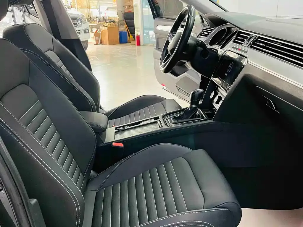 Volkswagen Magotan 2021 из CN, фото 6