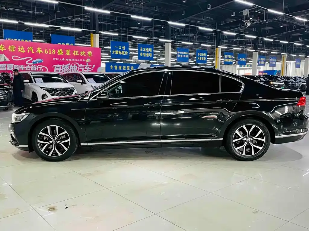 Volkswagen Magotan 2021 из CN, фото 4