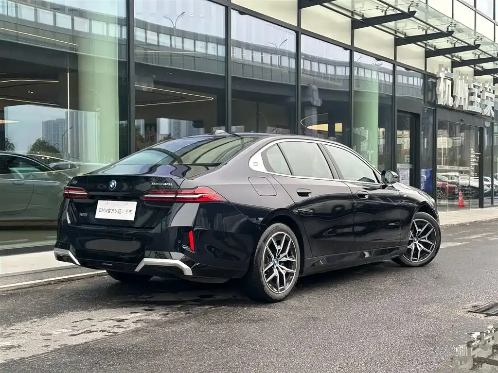BMW i5 2025 из CN, фото 10