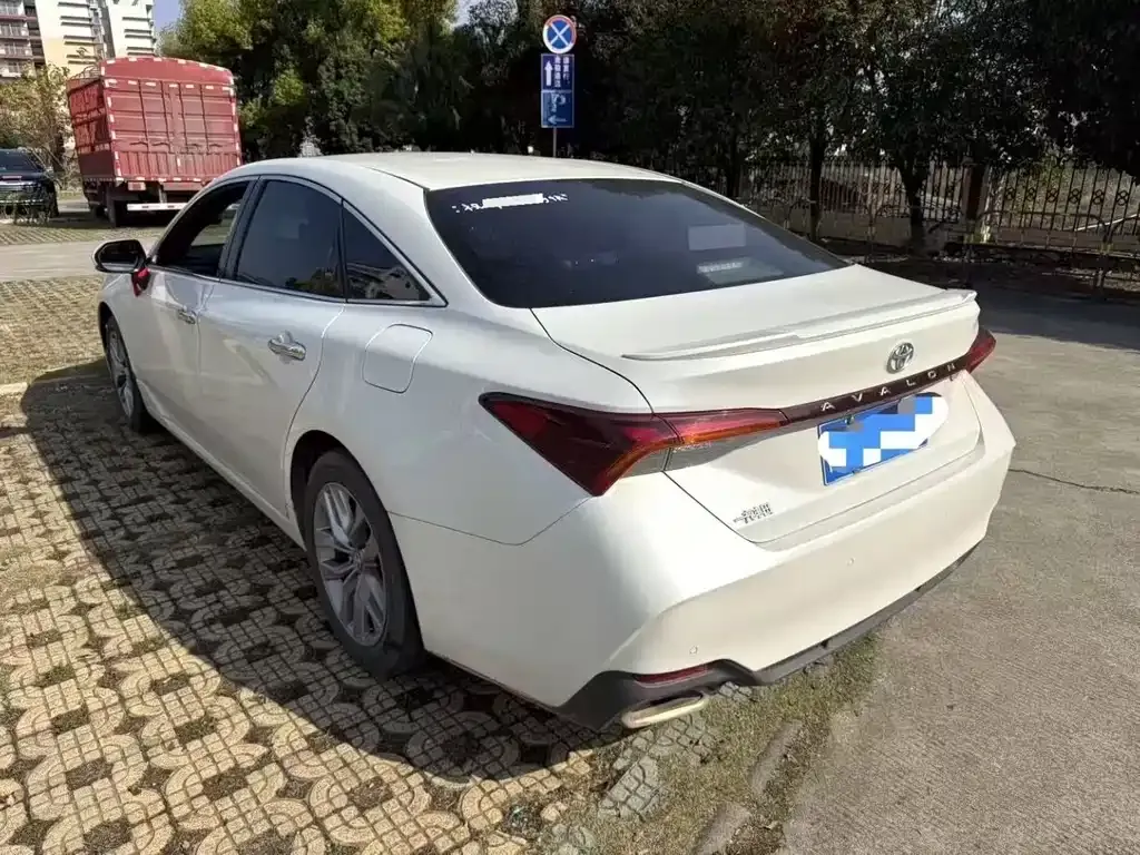 Toyota Avalon 2021 из CN, фото 2