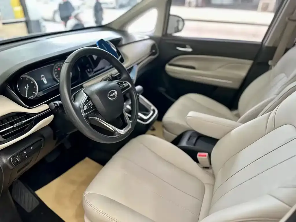 GAC Motor Trumpchi M6 — фото 8