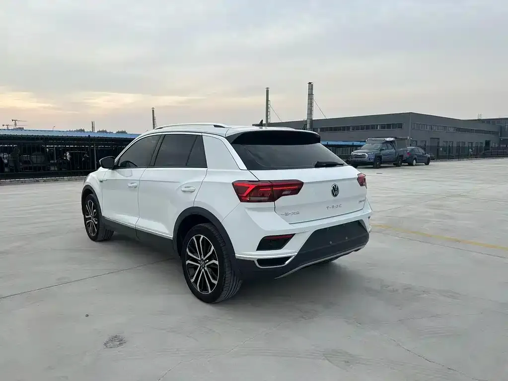 Volkswagen T-Roc 2022 из CN, фото 2