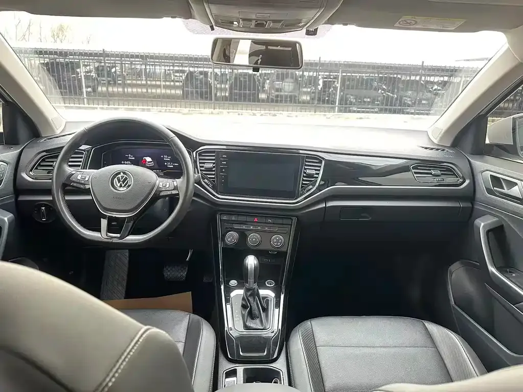 Volkswagen T-Roc 2022 из CN, фото 4