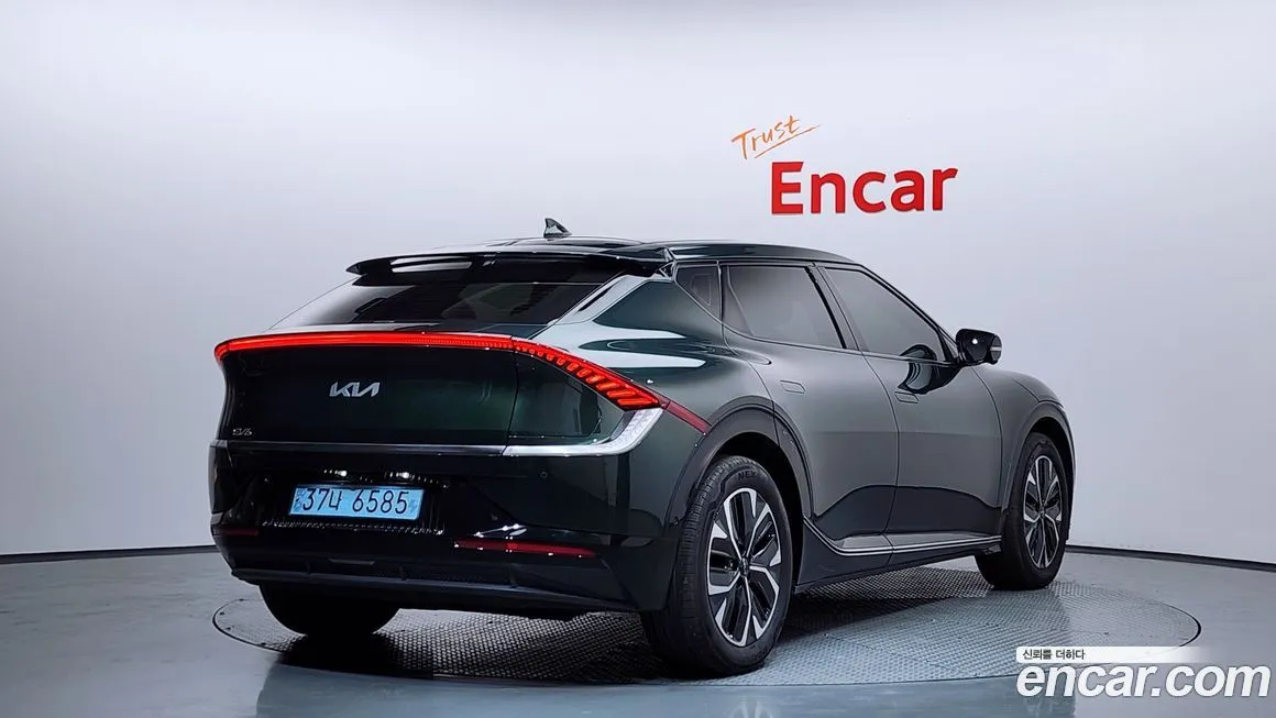 Kia EV6 — фото 9