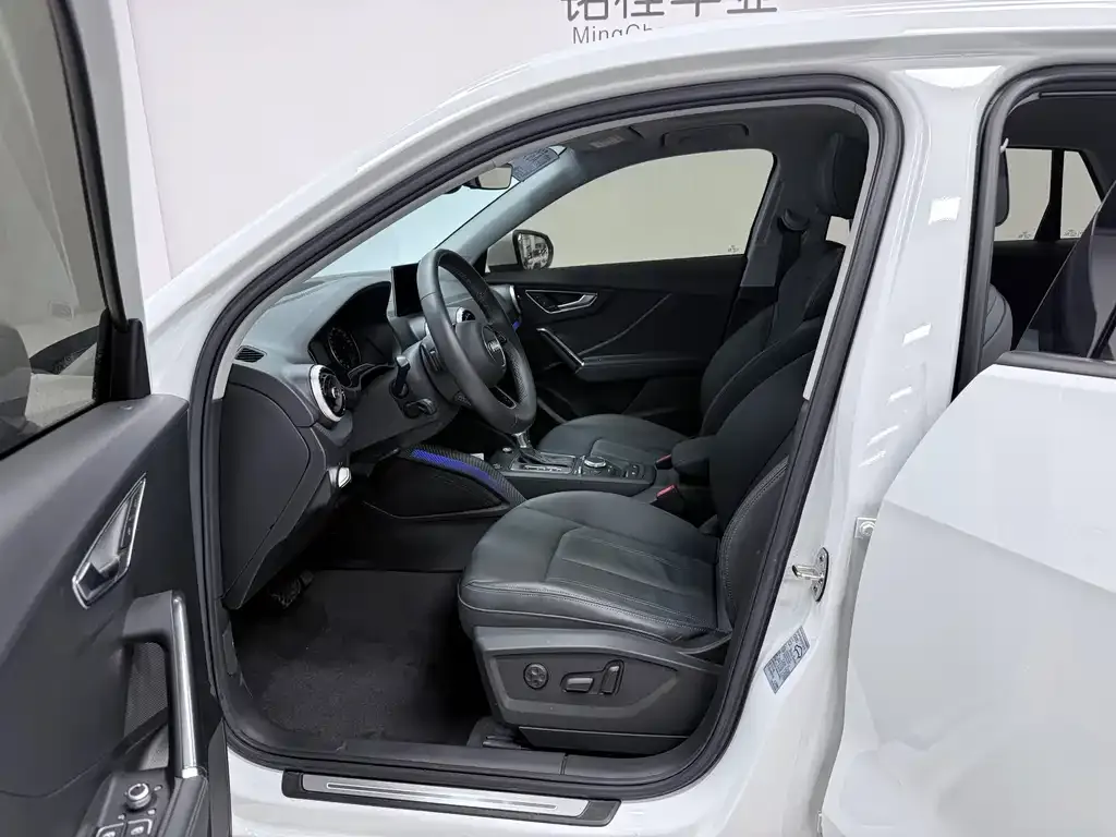 Audi Q2L 2022 из CN, фото 7