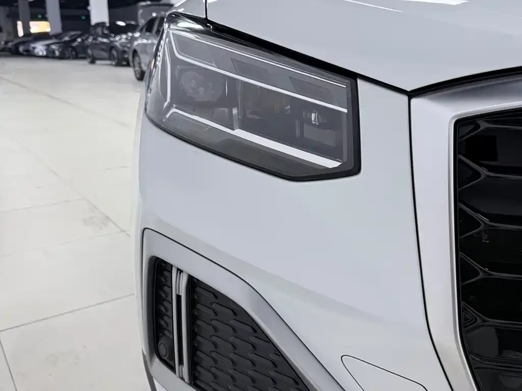 Audi Q2L 2022 из CN, фото 2