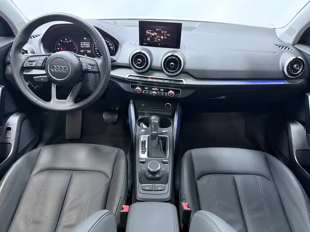 Audi Q2L 2022 из CN, фото 3