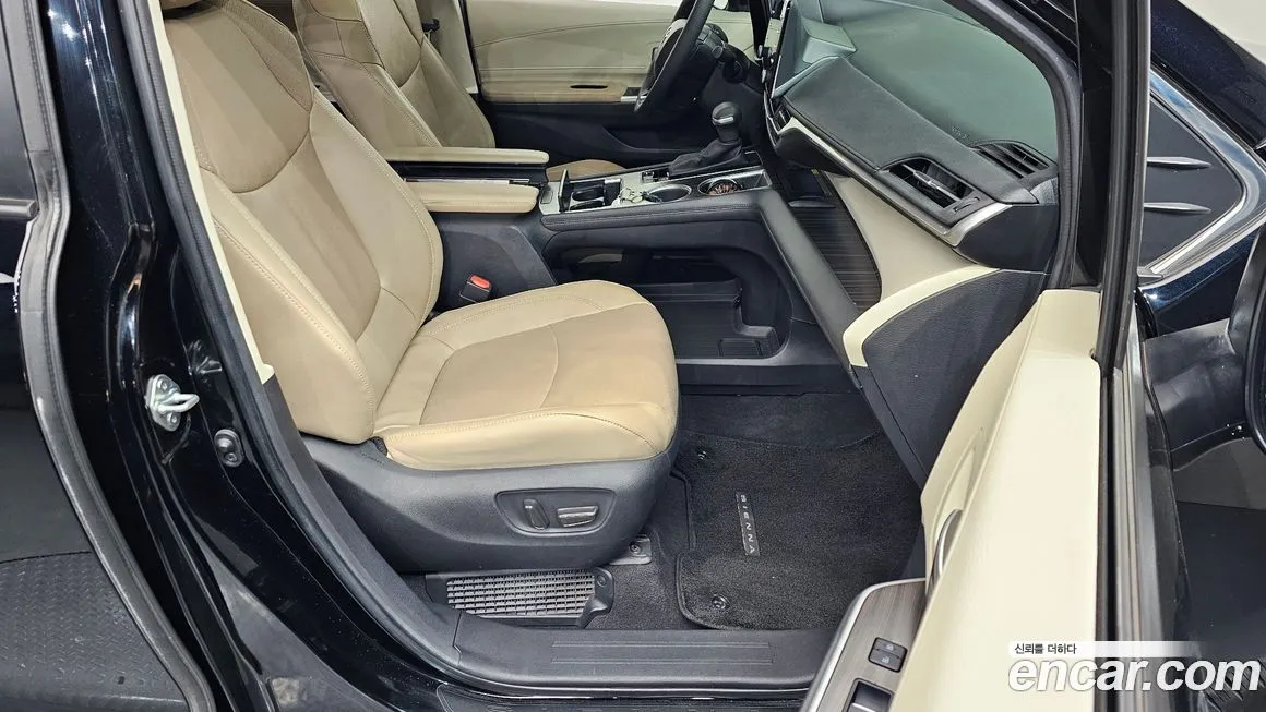 Toyota Sienna 2023 из KR, фото 10