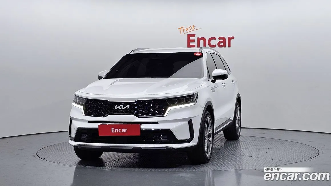 Kia Sorento — фото 8