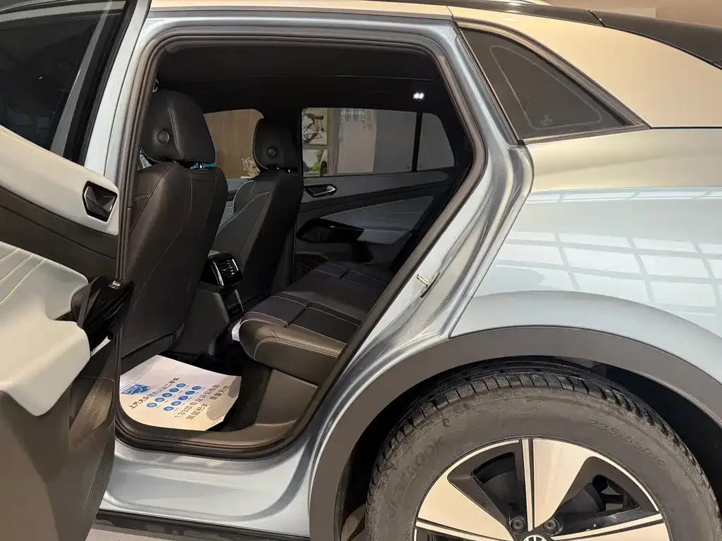 Volkswagen ID.4 X 2024 из CN, фото 9
