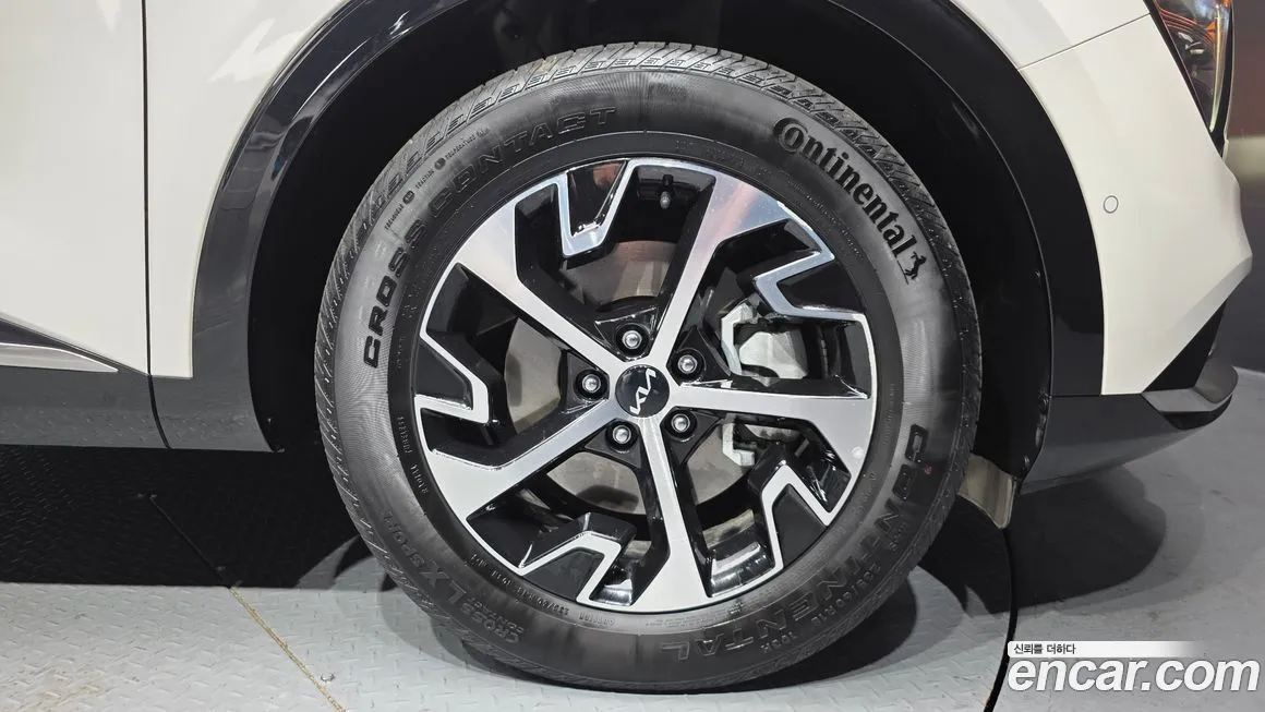 Kia Sportage — фото 5