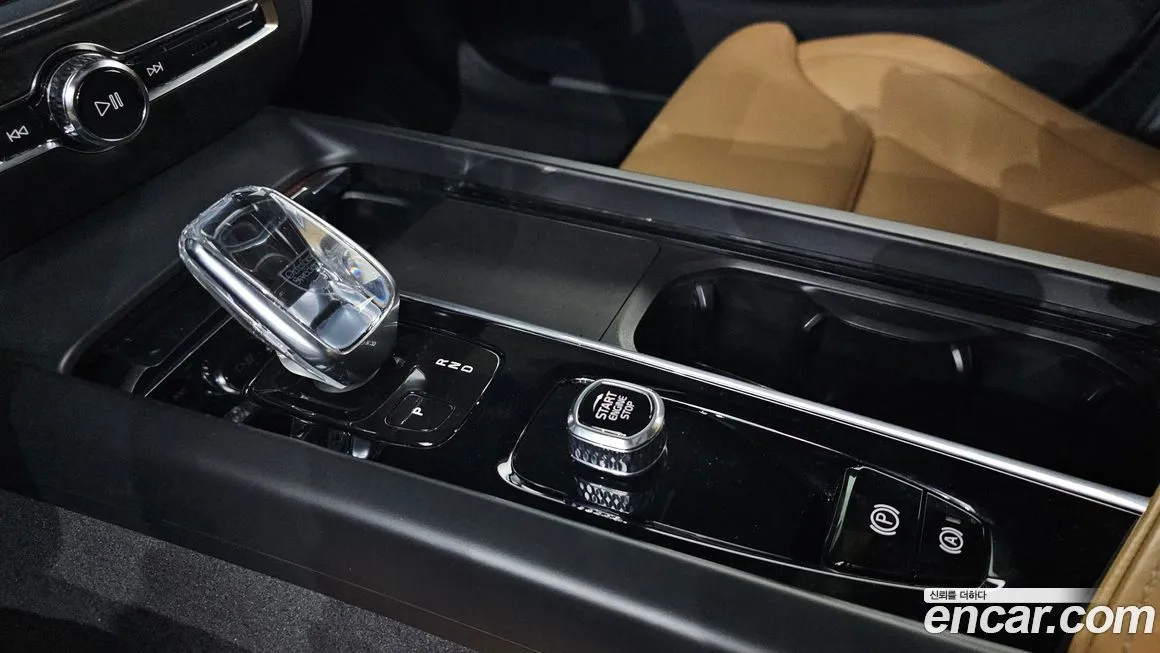 Volvo S60 2022 из KR, фото 8