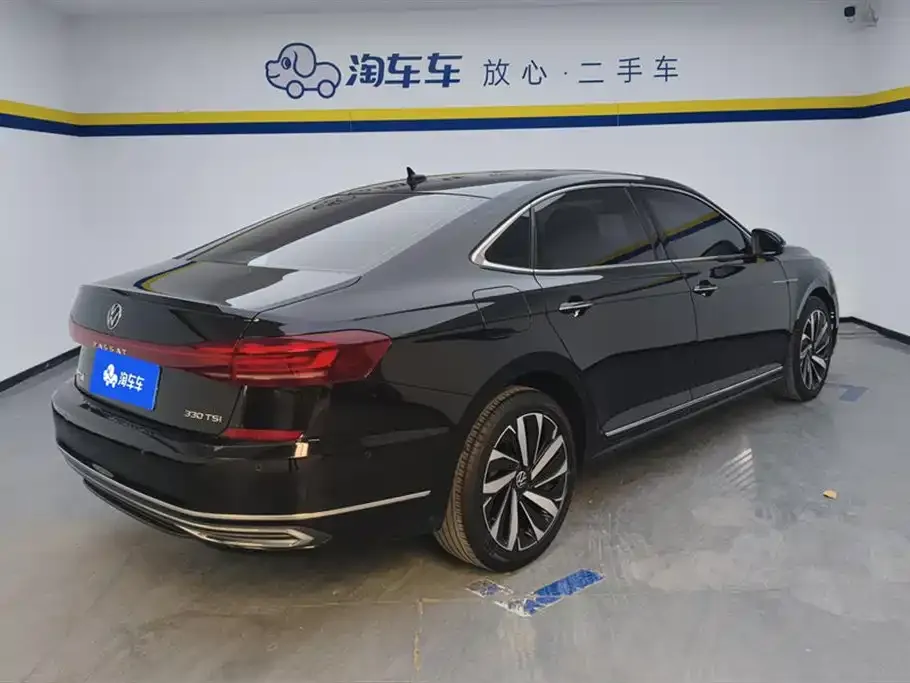 Volkswagen Passat — фото 3