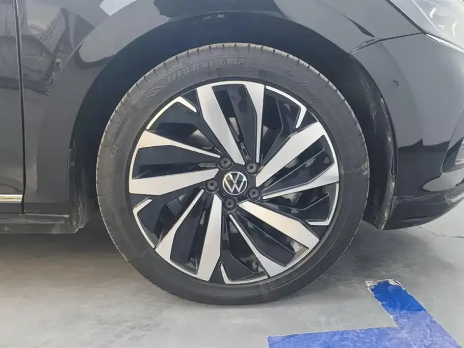 Volkswagen Passat — фото 5