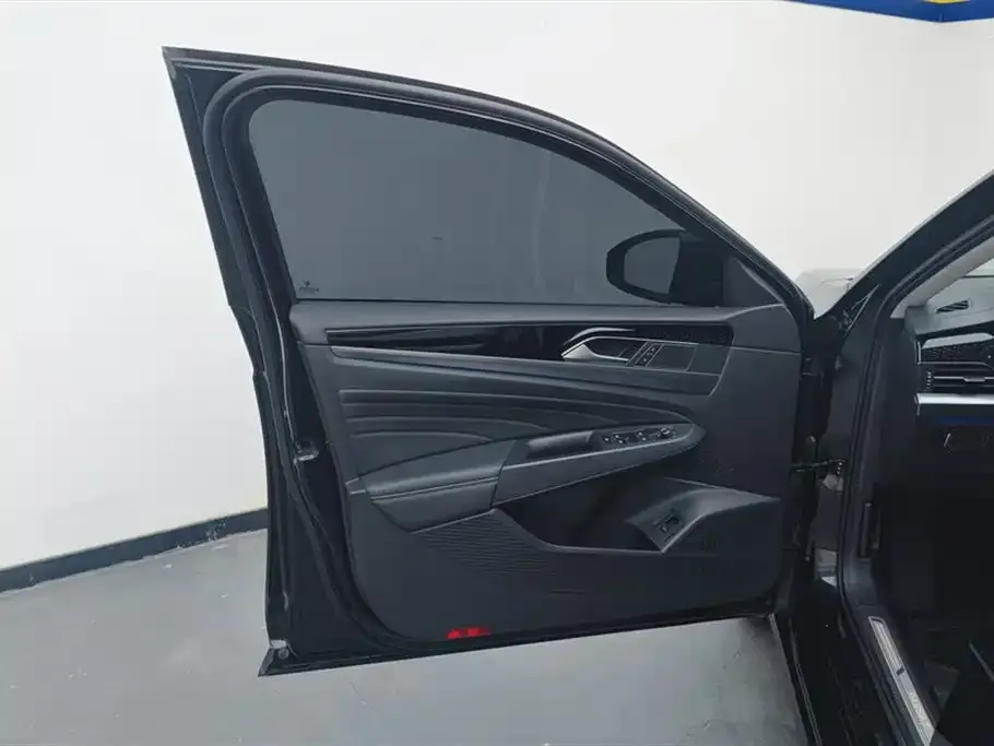 Volkswagen Passat — фото 2