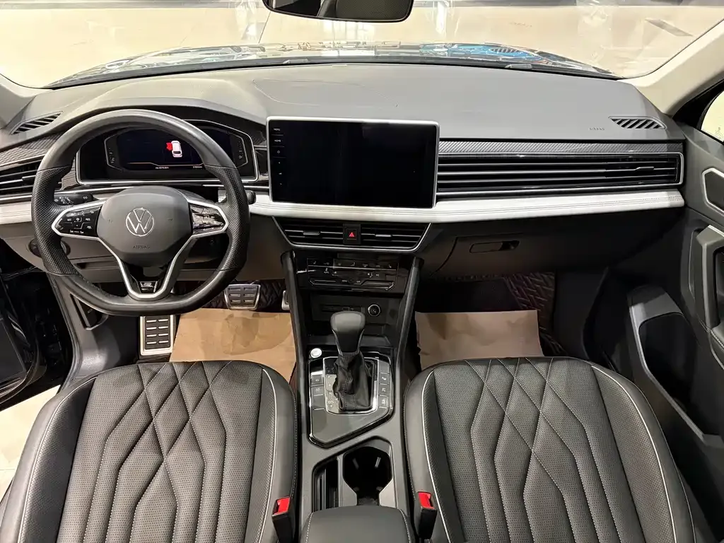 Volkswagen Tiguan L 2023 из CN, фото 5
