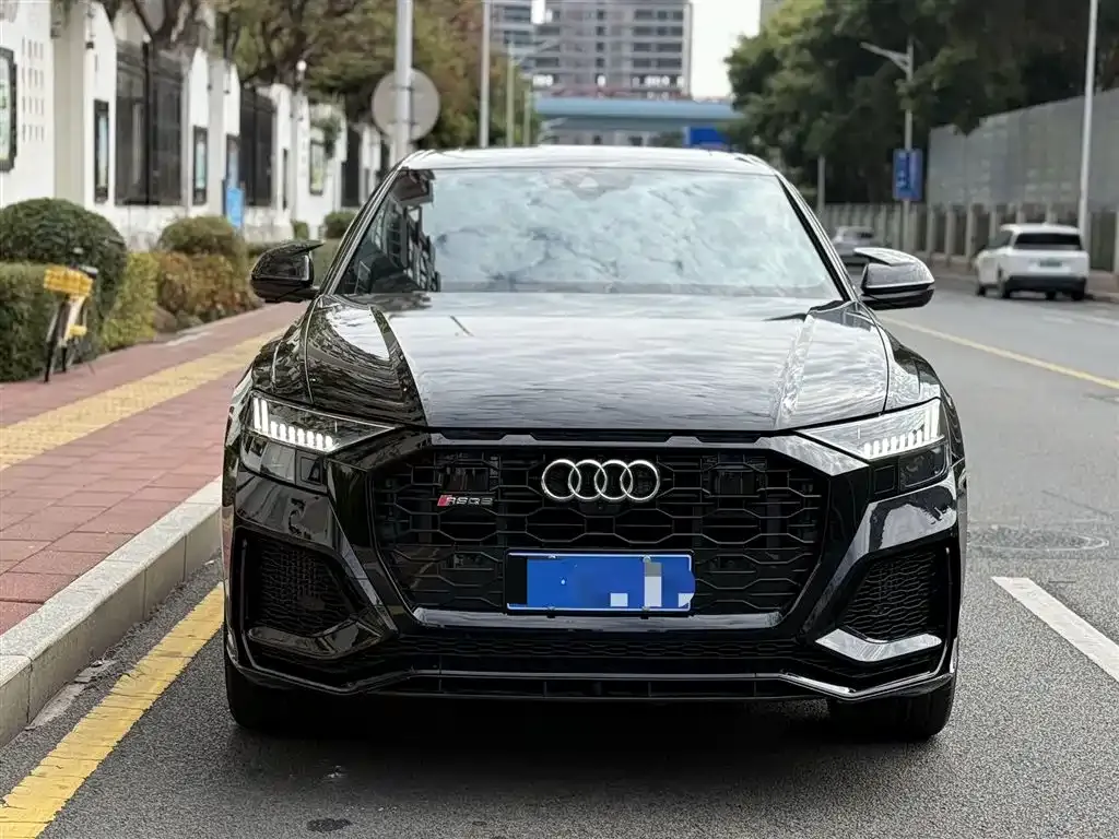 Audi Q8 — фото 2