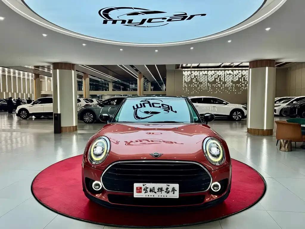 MINI Clubman — фото 2