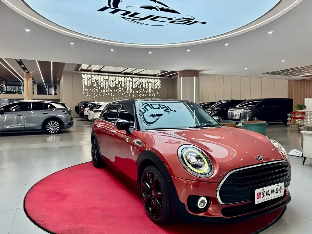 MINI Clubman — фото 5