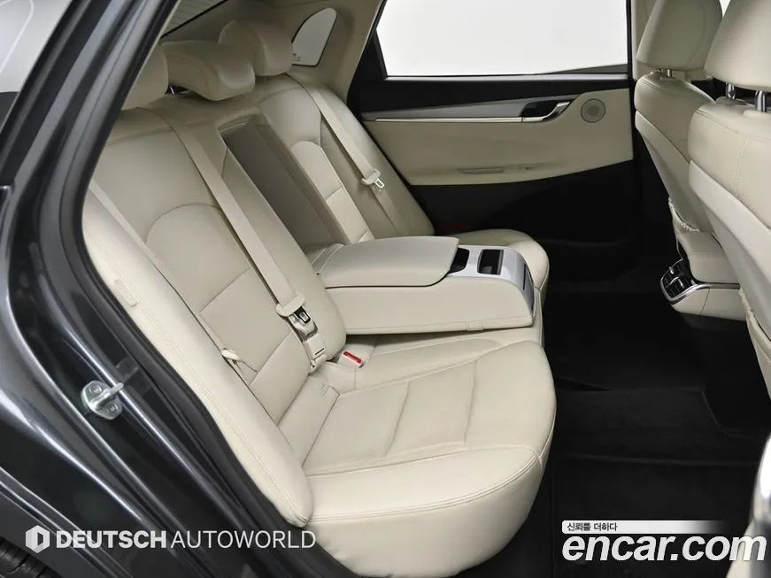 Hyundai Grandeur — фото 10