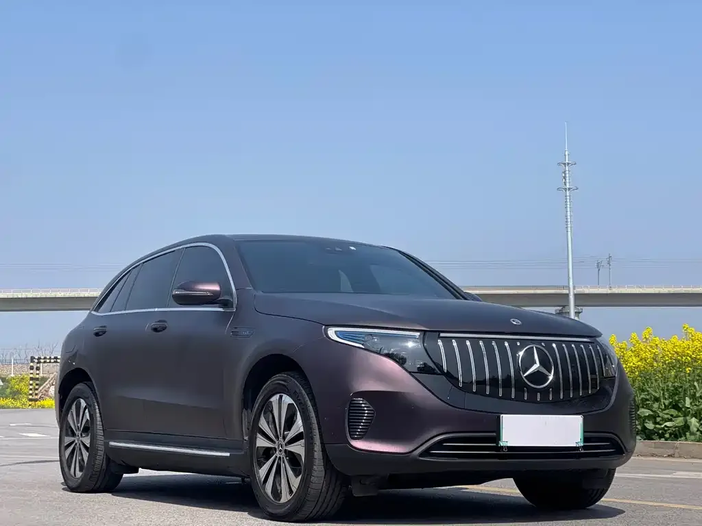Mercedes-Benz EQC — фото 3
