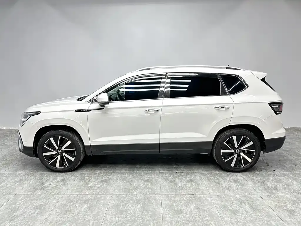 Volkswagen Tharu 2024 из CN, фото 5
