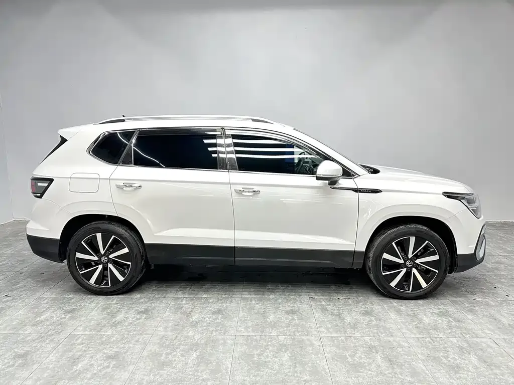 Volkswagen Tharu 2024 из CN, фото 6