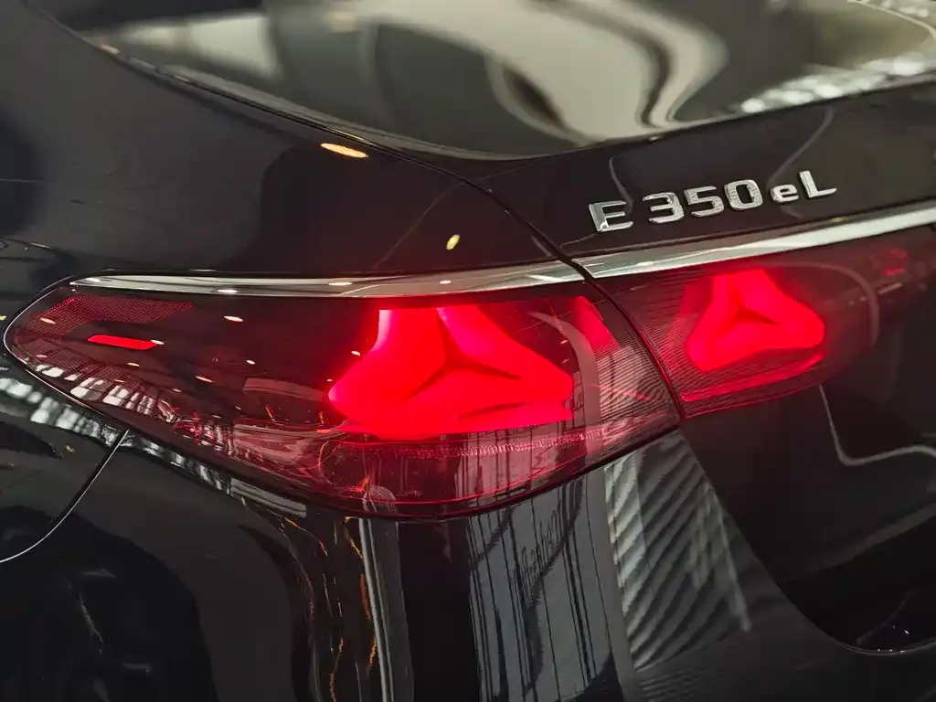 Mercedes-Benz E-Class New Energy — фото 9