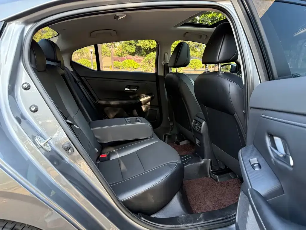 Nissan Sylphy 2024 из CN, фото 5