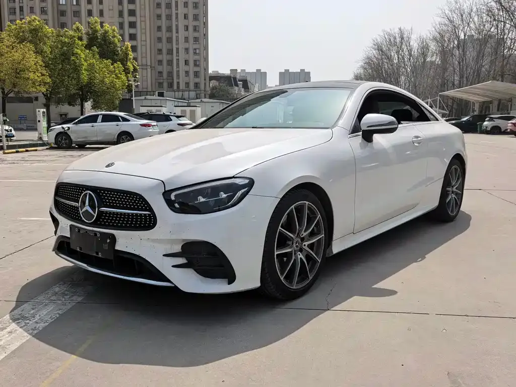 Mercedes-Benz E-Class (Import) — фото 1