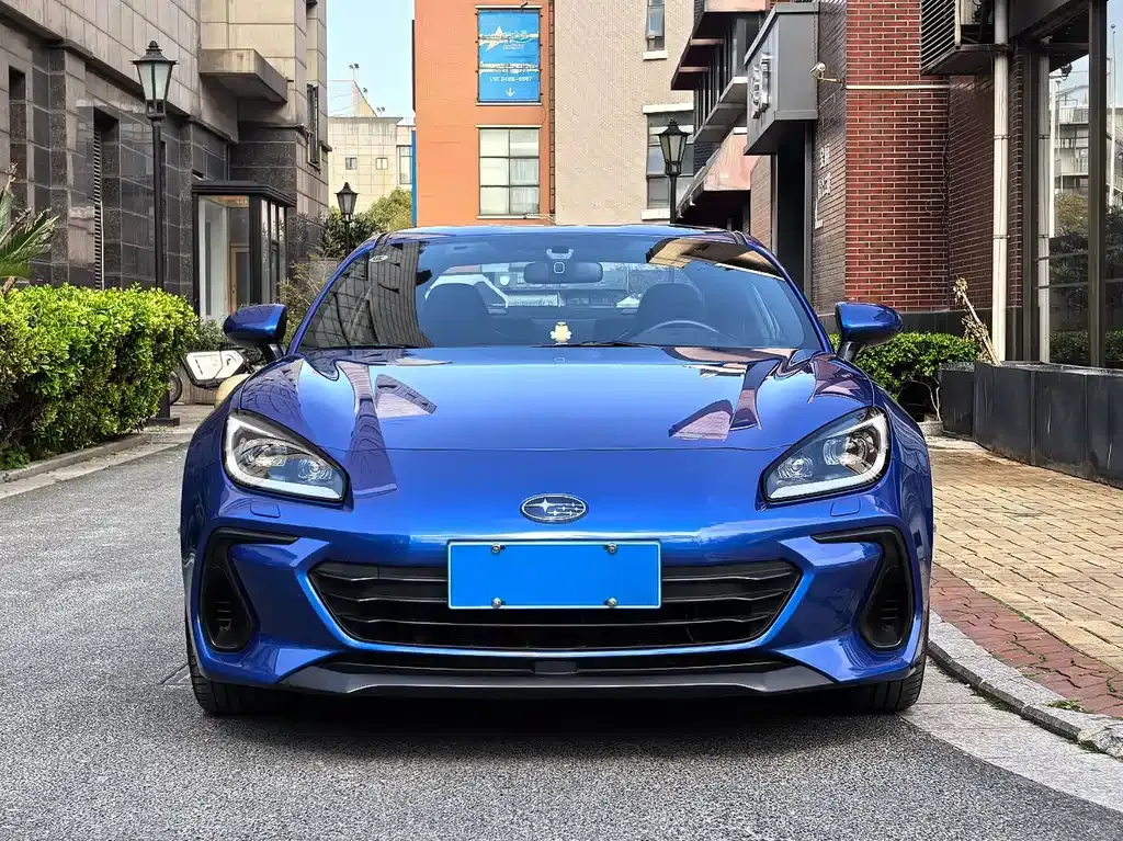 Subaru BRZ 2023 из CN, фото 6