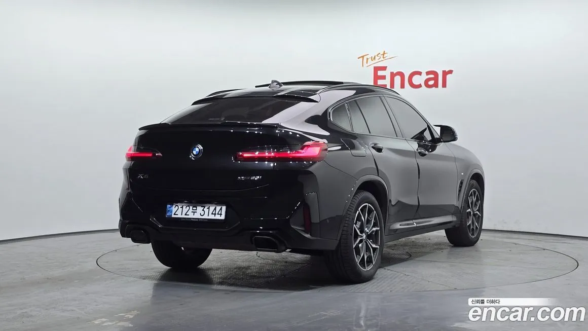 BMW X4 — фото 3